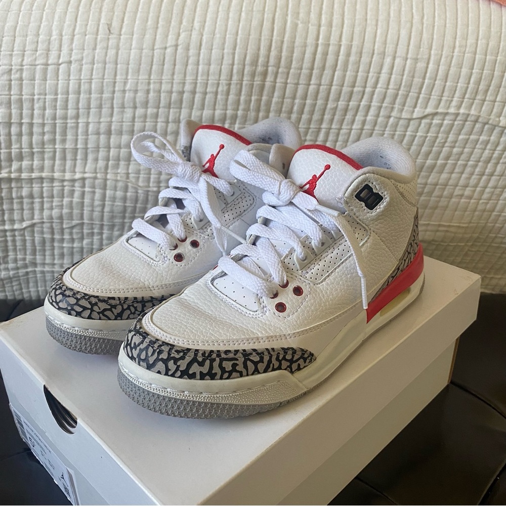 Air Jordan 3 Retro Hall of Fame Size 4Y